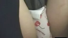 الموديل busty مونغري ...