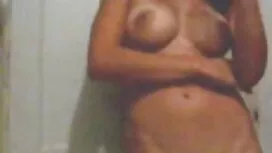 Pendeja تدق على البا ...
