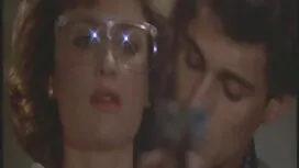 عندما صديق يطلق النا ...