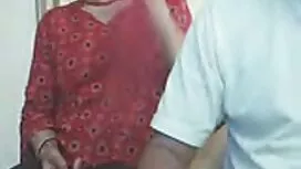 الشرطة تضاجع شفتين م ...