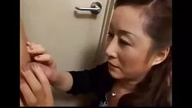 أحاول أن أسحب (دين)ك ...